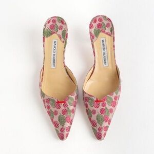 Manolo Blahnik Pink Raspberry Mules – IT 37.5 / US 7.5 (Runs Small)